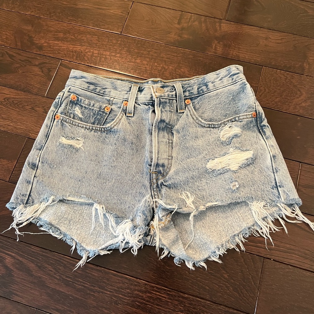 Levi’s shorts